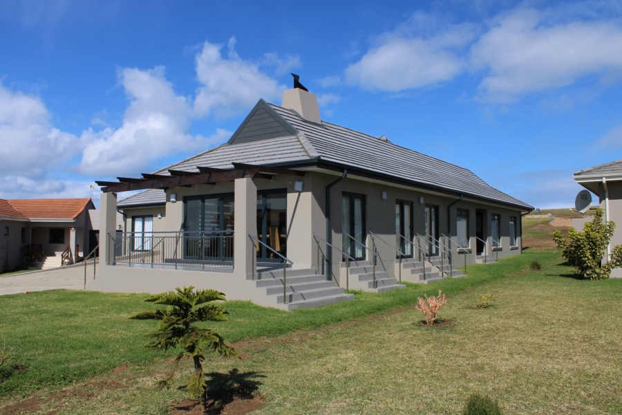 3 Bedroom Property for Sale in Kidds Beach Eastern Cape